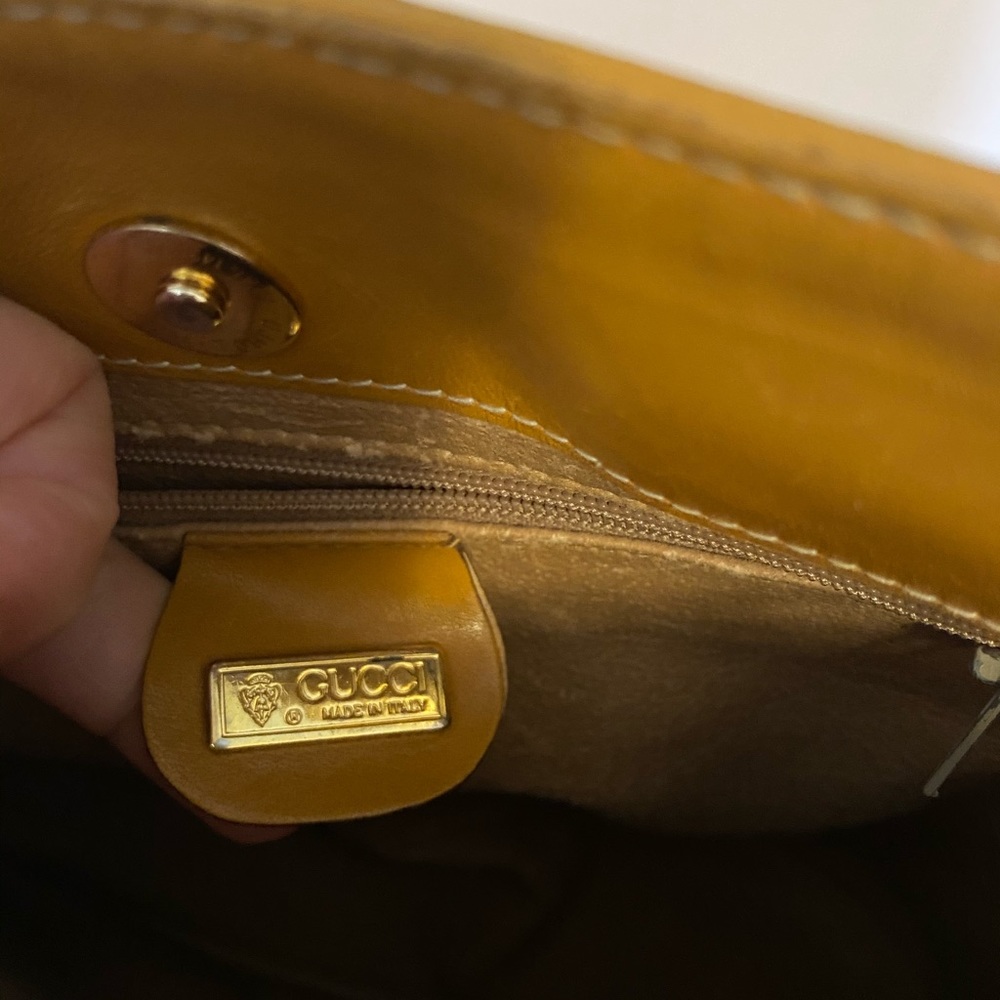 Sold! Authentic monogram Gucci crossbody bag - Picture 10 of 15